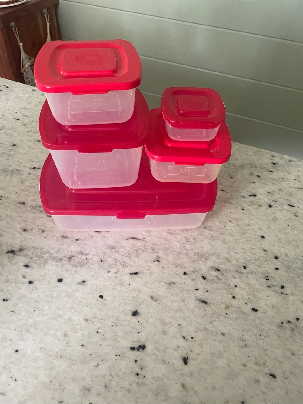 Royal Prestige set of Red Plastic Food Storage Containers with Lids - Set of 5
